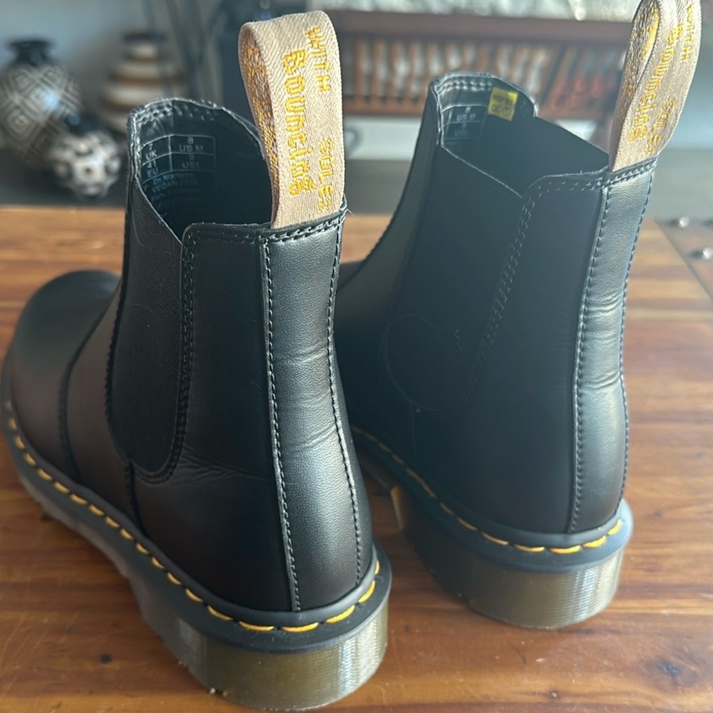 DR. MARTEN | VEGAN 2976 FELIX CHELSEA BOOTS - Picture 6 of 7
